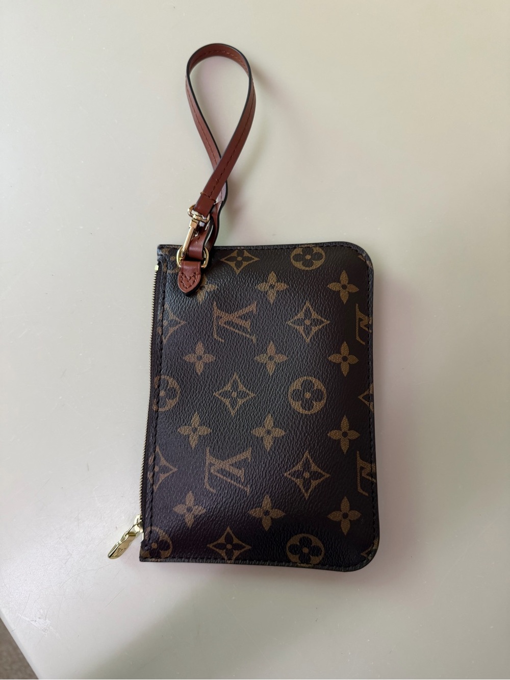 Louis Vuitton loop hobo pochette